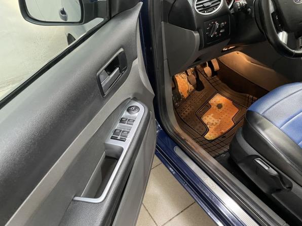 Ford Focus II Рестайлинг с пробегом 2008 года, цена 499 000 рублей, 265322 км, седан, Автокод Объявления