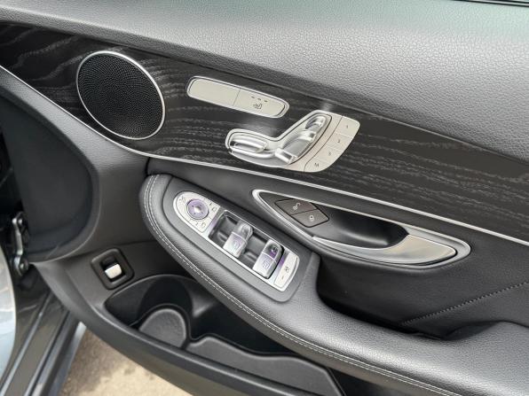 Mercedes-Benz C-Класс IV (W205) Рестайлинг с пробегом 2019 года, цена 1 990 000 рублей, 85106 км, седан, Автокод Объявления