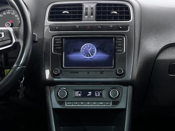 Volkswagen Polo V Рестайлинг с пробегом 2019 года, цена 1 265 000 рублей, 150000 км, седан, Автокод Объявления