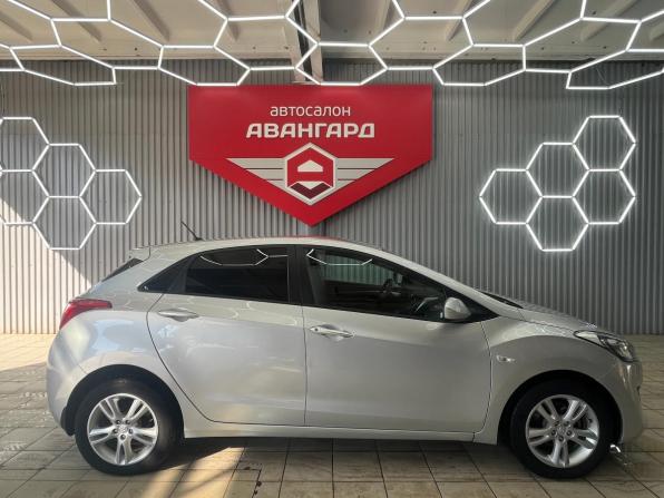 Hyundai i30 II с пробегом 2013 года, цена 950 000 рублей, 145273 км, хэтчбек, Автокод Объявления