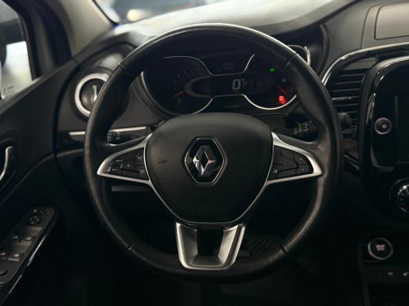 Renault Kaptur I Рестайлинг с пробегом 2021 года, цена 1 740 000 рублей, 87850 км, внедорожник, Автокод Объявления