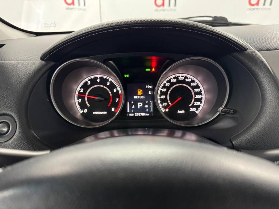 Mitsubishi Outlander II Рестайлинг Санкт-Петербург  - изображение 14