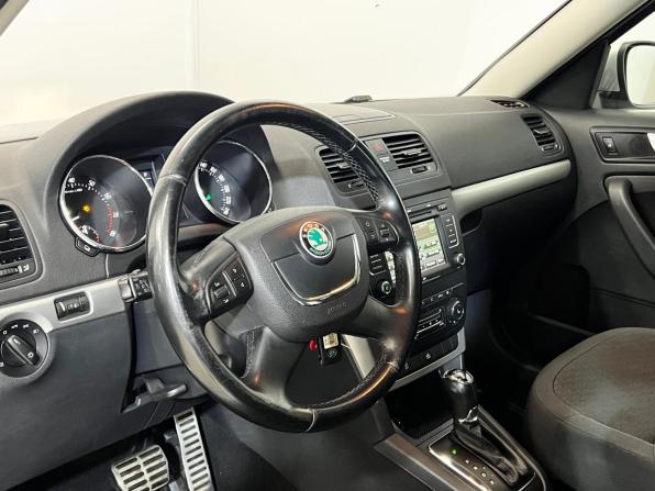 Skoda Yeti I Рестайлинг с пробегом 2013 года, цена 1 175 000 рублей, 185224 км, внедорожник, Автокод Объявления