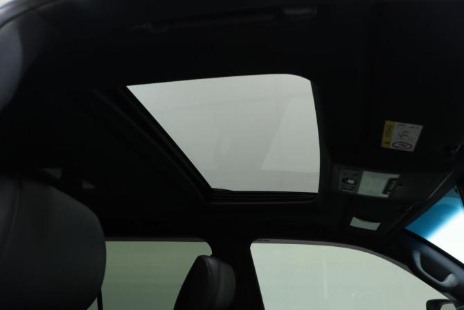 Toyota Land Cruiser 200 Series Рестайлинг 2 с пробегом 2020 года, цена 8 299 000 рублей, 267617 км, внедорожник, Автокод Объявления