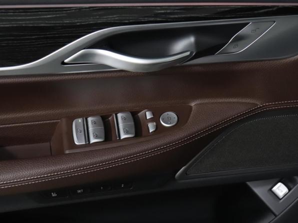 BMW 7 серии VI (G11/G12) с пробегом 2018 года, цена 5 665 990 рублей, 45790 км, седан, Автокод Объявления