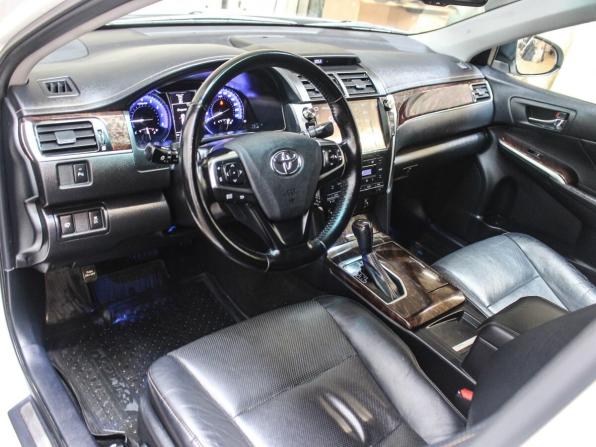 Toyota Camry VII (XV50) Рестайлинг 2 с пробегом 2018 года, цена 2 139 000 рублей, 177374 км, седан, Автокод Объявления