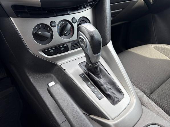 Ford Focus III с пробегом 2015 года, цена 635 000 рублей, 208000 км, хэтчбек, Автокод Объявления
