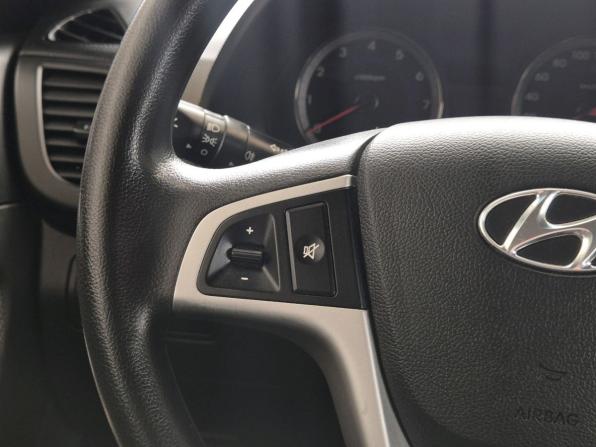 Hyundai Solaris I с пробегом 2013 года, цена 869 000 рублей, 107691 км, седан, Автокод Объявления