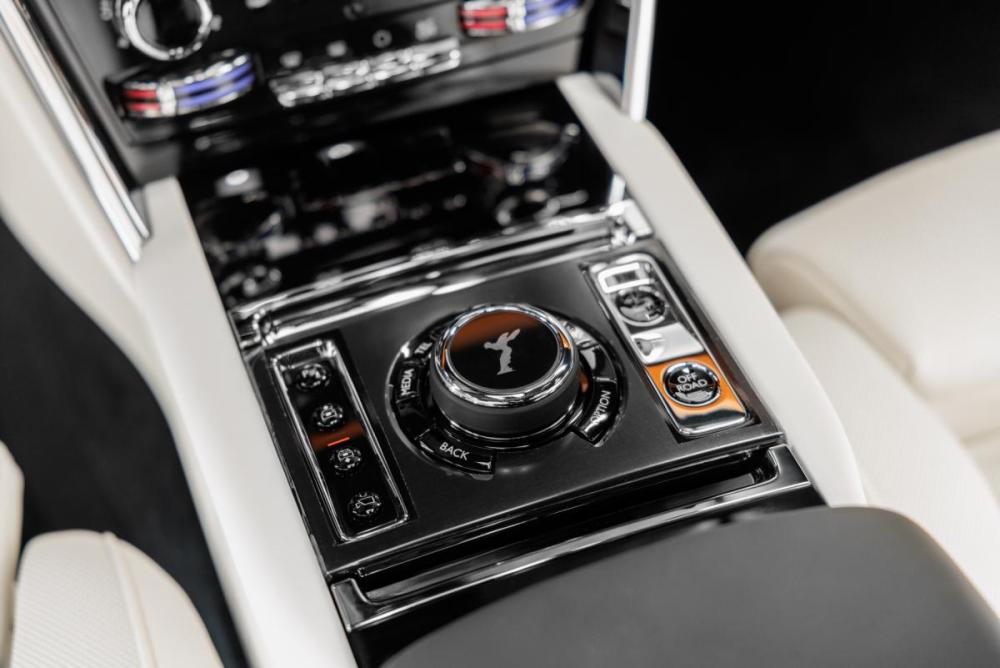 Rolls-Royce Cullinan I Рестайлинг Москва  - изображение 37