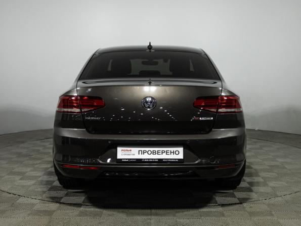 Volkswagen Passat B8 с пробегом 2017 года, цена 1 419 777 рублей, 232000 км, седан, Автокод Объявления