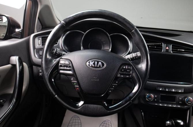 Kia Ceed II с пробегом 2014 года, цена 1 329 000 рублей, 172000 км, хэтчбек, Автокод Объявления
