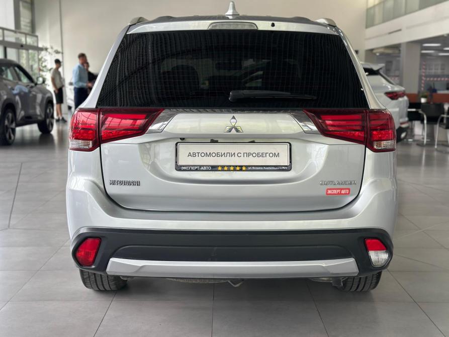 Mitsubishi Outlander III Рестайлинг 2 Новосибирск  - изображение 9