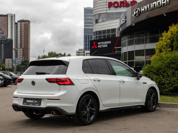 Volkswagen Golf VIII с пробегом 2021 года, цена 2 528 000 рублей, 26641 км, хэтчбек, Автокод Объявления