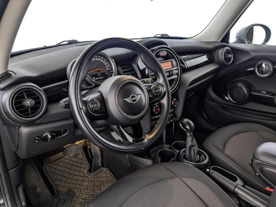 Mini Hatch III (F55/F56) Москва  - изображение 15