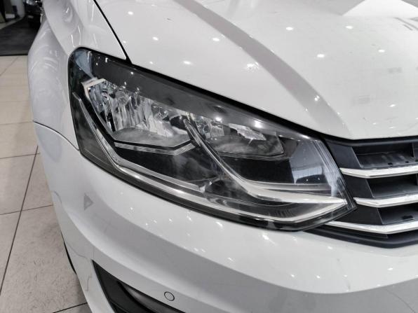 Volkswagen Polo V Рестайлинг с пробегом 2019 года, цена 1 099 000 рублей, 144071 км, седан, Автокод Объявления