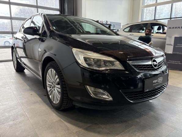 Opel Astra J