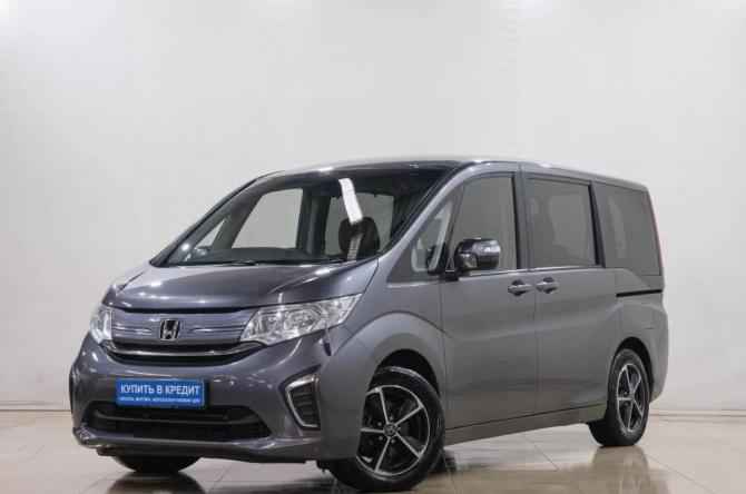 Honda Stepwgn V с пробегом 2015 года, цена 1 499 000 рублей, 390000 км, минивэн, Автокод Объявления