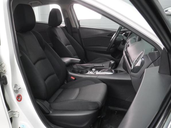 Mazda 3 III (BM) с пробегом 2014 года, цена 1 299 000 рублей, 114771 км, хэтчбек, Автокод Объявления