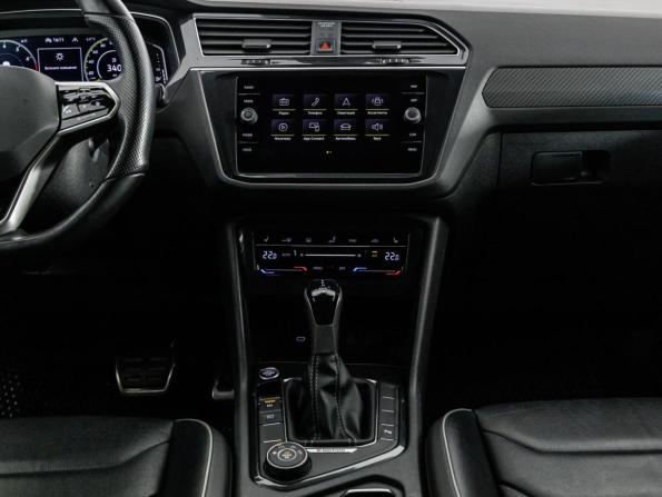 Volkswagen Tiguan II Рестайлинг с пробегом 2021 года, цена 3 199 000 рублей, 150327 км, внедорожник, Автокод Объявления