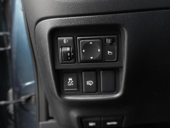 Nissan Juke I с пробегом 2012 года, цена 1 099 000 рублей, 149757 км, внедорожник, Автокод Объявления