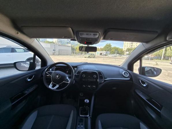 Renault Kaptur I Рестайлинг с пробегом 2021 года, цена 1 559 900 рублей, 98505 км, внедорожник, Автокод Объявления