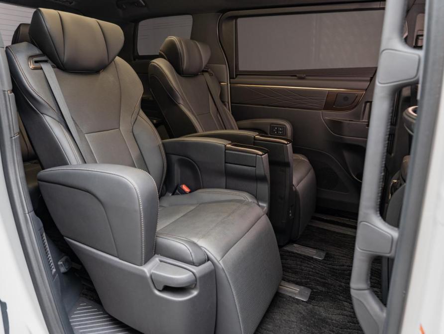 Toyota Alphard IV Москва  - изображение 22