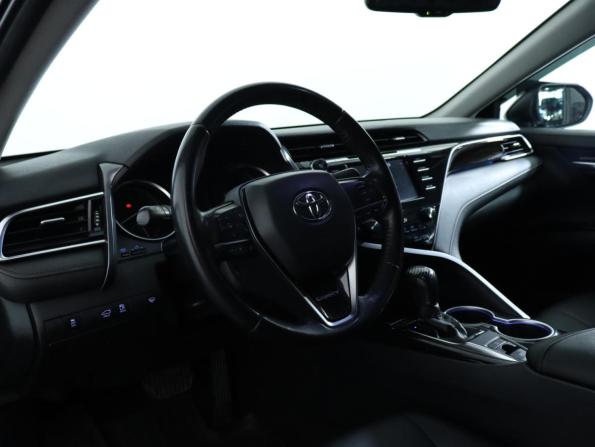 Toyota Camry VIII (XV70) с пробегом 2019 года, цена 2 390 000 рублей, 159292 км, седан, Автокод Объявления