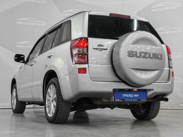 Suzuki Grand Vitara II Рестайлинг с пробегом 2011 года, цена 1 100 000 рублей, 188000 км, внедорожник, Автокод Объявления