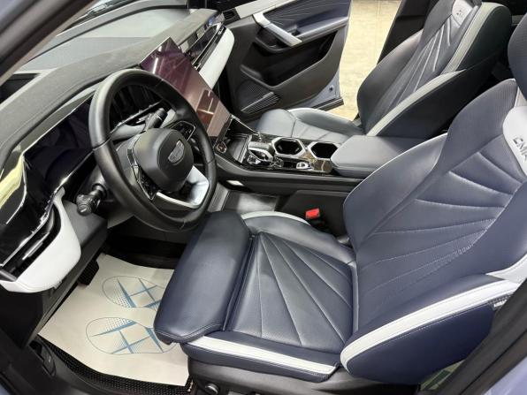 Geely Atlas II с пробегом 2024 года, цена 3 090 000 рублей, 45768 км, внедорожник, Автокод Объявления