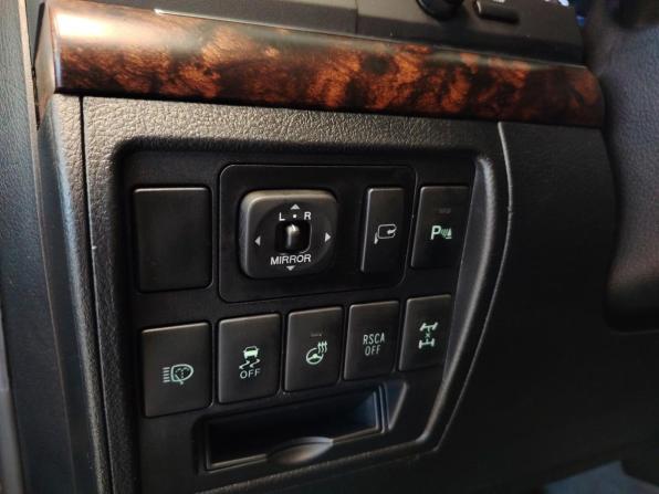 Toyota Land Cruiser 200 Series Рестайлинг 1 с пробегом 2013 года, цена 3 036 000 рублей, 314900 км, внедорожник, Автокод Объявления