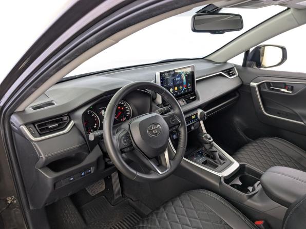 Toyota RAV4 V (XA50) с пробегом 2021 года, цена 3 396 575 рублей, 32915 км, внедорожник, Автокод Объявления