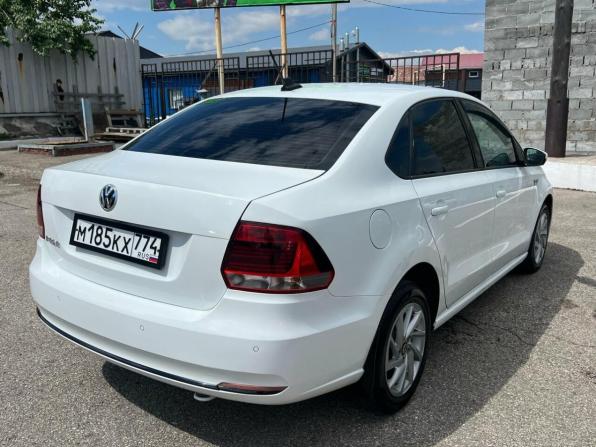 Volkswagen Polo V Рестайлинг с пробегом 2018 года, цена 1 128 000 рублей, 197439 км, седан, Автокод Объявления