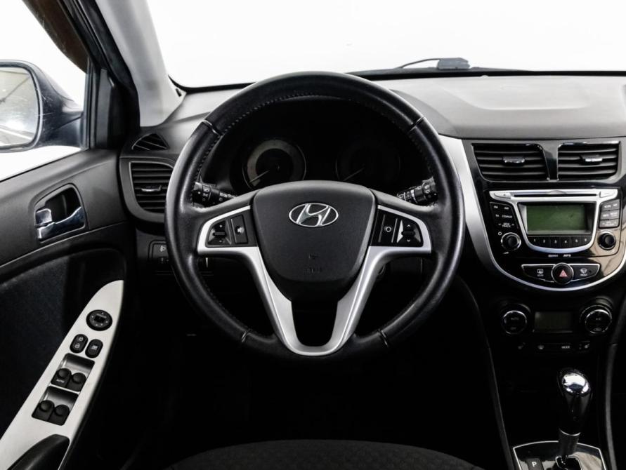 Hyundai Solaris I Санкт-Петербург  - изображение 12