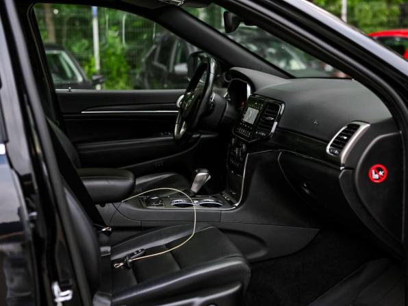 Jeep Grand Cherokee IV (WK2) Рестайлинг с пробегом 2021 года, цена 4 200 000 рублей, 115144 км, внедорожник, Автокод Объявления