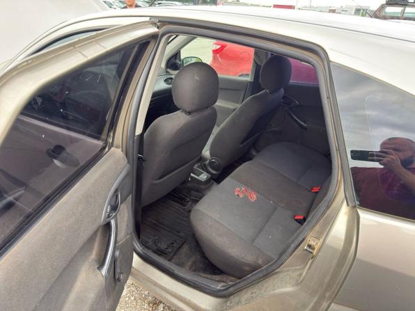 Ford Focus I Рестайлинг с пробегом 2004 года, цена 277 000 рублей, 226000 км, хэтчбек, Автокод Объявления