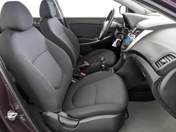 Hyundai Solaris I с пробегом 2012 года, цена 870 000 рублей, 82943 км, седан, Автокод Объявления
