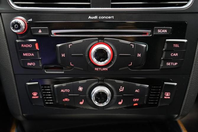 Audi Q5 I (8R) Рестайлинг с пробегом 2012 года, цена 2 150 000 рублей, 125000 км, внедорожник, Автокод Объявления