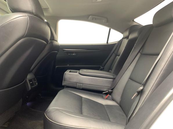 Lexus ES VI с пробегом 2013 года, цена 1 879 000 рублей, 164571 км, седан, Автокод Объявления
