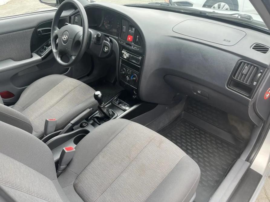Hyundai Elantra III (XD2) Рестайлинг Челябинск  - изображение 8