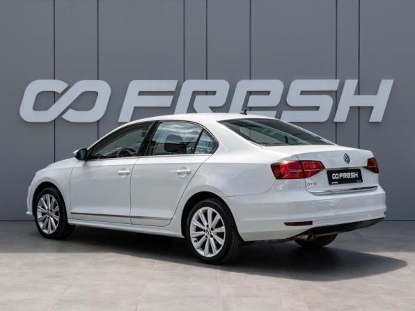 Volkswagen Jetta VI Рестайлинг с пробегом 2016 года, цена 1 395 000 рублей, 225967 км, седан, Автокод Объявления