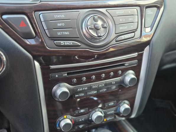Nissan Pathfinder IV с пробегом 2016 года, цена 1 799 000 рублей, 185000 км, внедорожник, Автокод Объявления
