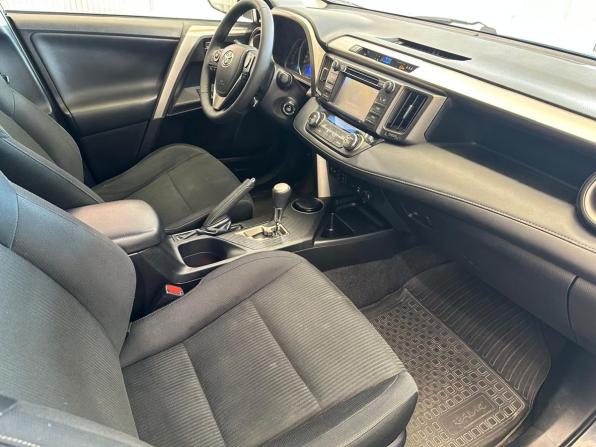 Toyota RAV4 IV (XA40) с пробегом 2013 года, цена 1 850 000 рублей, 200000 км, внедорожник, Автокод Объявления