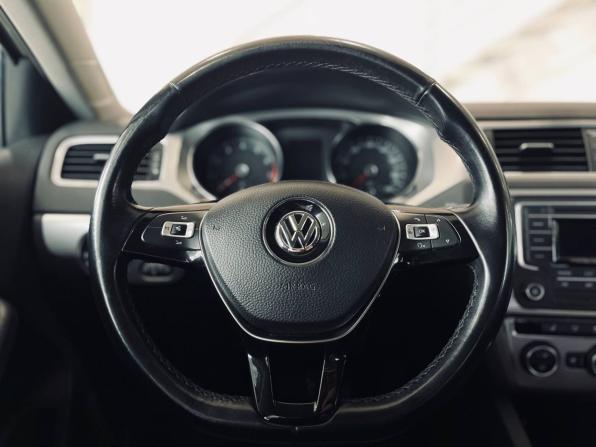 Volkswagen Jetta VI Рестайлинг с пробегом 2017 года, цена 1 449 900 рублей, 90000 км, седан, Автокод Объявления