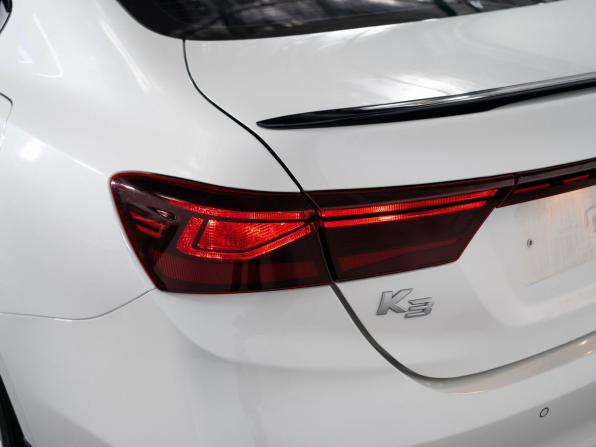 Kia K3 II Рестайлинг с пробегом 2024 года, цена 2 100 000 рублей, 22120 км, седан, Автокод Объявления