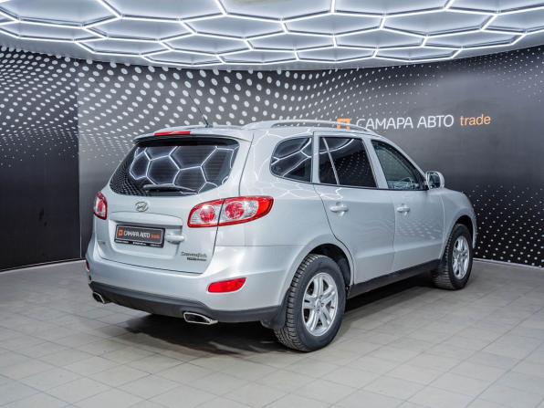Hyundai Santa Fe II Рестайлинг с пробегом 2010 года, цена 790 000 рублей, 214369 км, внедорожник, Автокод Объявления
