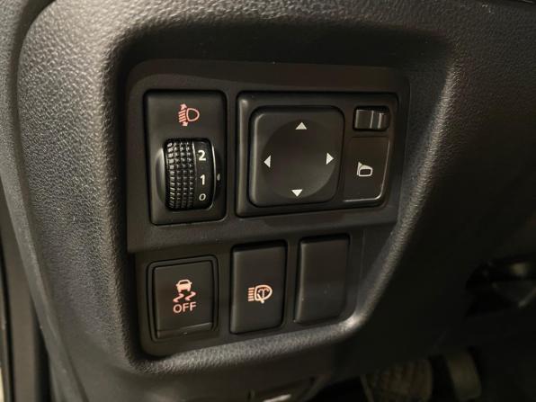 Nissan Juke I с пробегом 2013 года, цена 1 140 000 рублей, 108223 км, внедорожник, Автокод Объявления