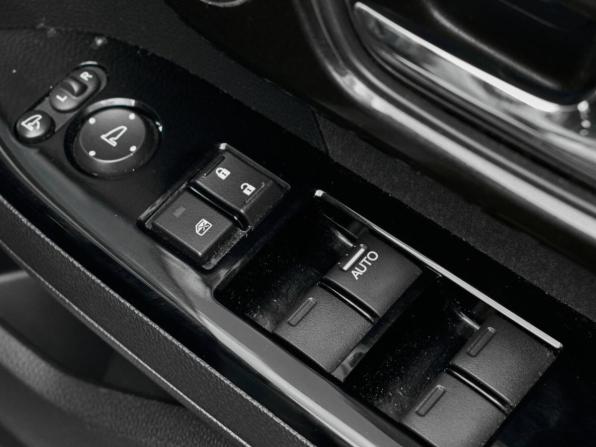 Honda N-BOX II с пробегом 2019 года, цена 1 210 000 рублей, 77411 км, минивэн, Автокод Объявления