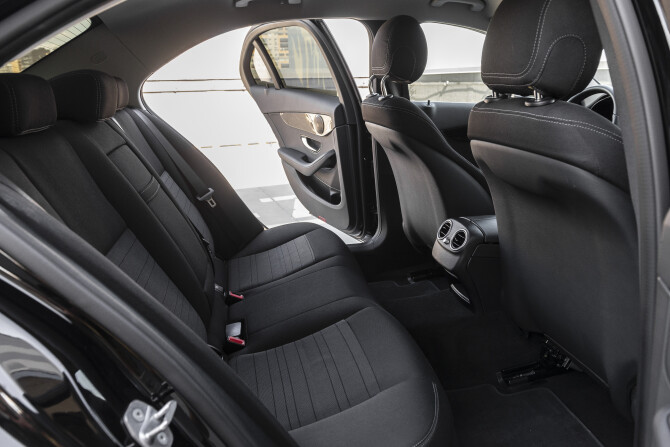 Mercedes-Benz C-Класс IV (W205) Рестайлинг с пробегом 2019 года, цена 3 599 000 рублей, 23781 км, седан, Автокод Объявления
