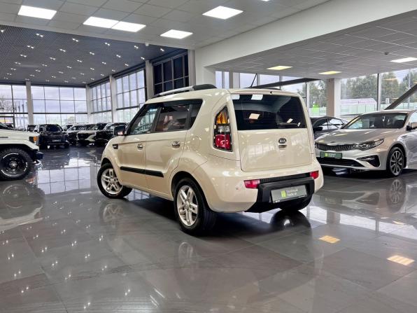 Kia Soul I с пробегом 2009 года, цена 795 000 рублей, 187778 км, хэтчбек, Автокод Объявления