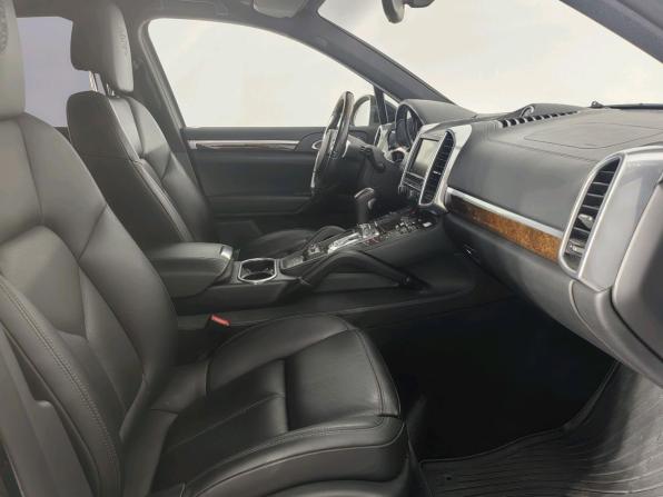Porsche Cayenne II (958) с пробегом 2014 года, цена 2 370 000 рублей, 183938 км, внедорожник, Автокод Объявления